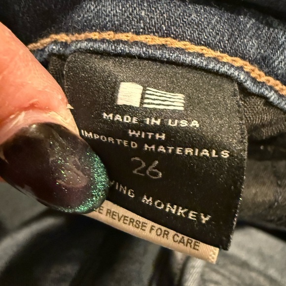 Flying Monkey Cropped Jeans Medium Dark Wash Raw Hem Women’s Size 26 - Picture 3 of 4